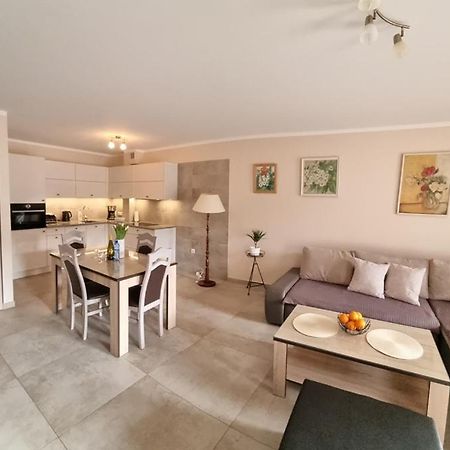 Apartament Ster-Przestronny Miedzyzdroje Exteriör bild